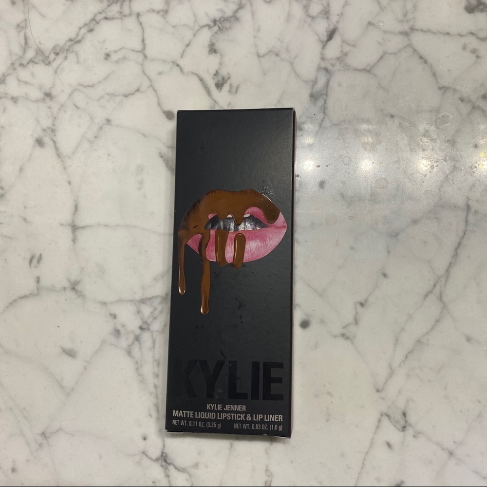 kylie lip kip dolce k